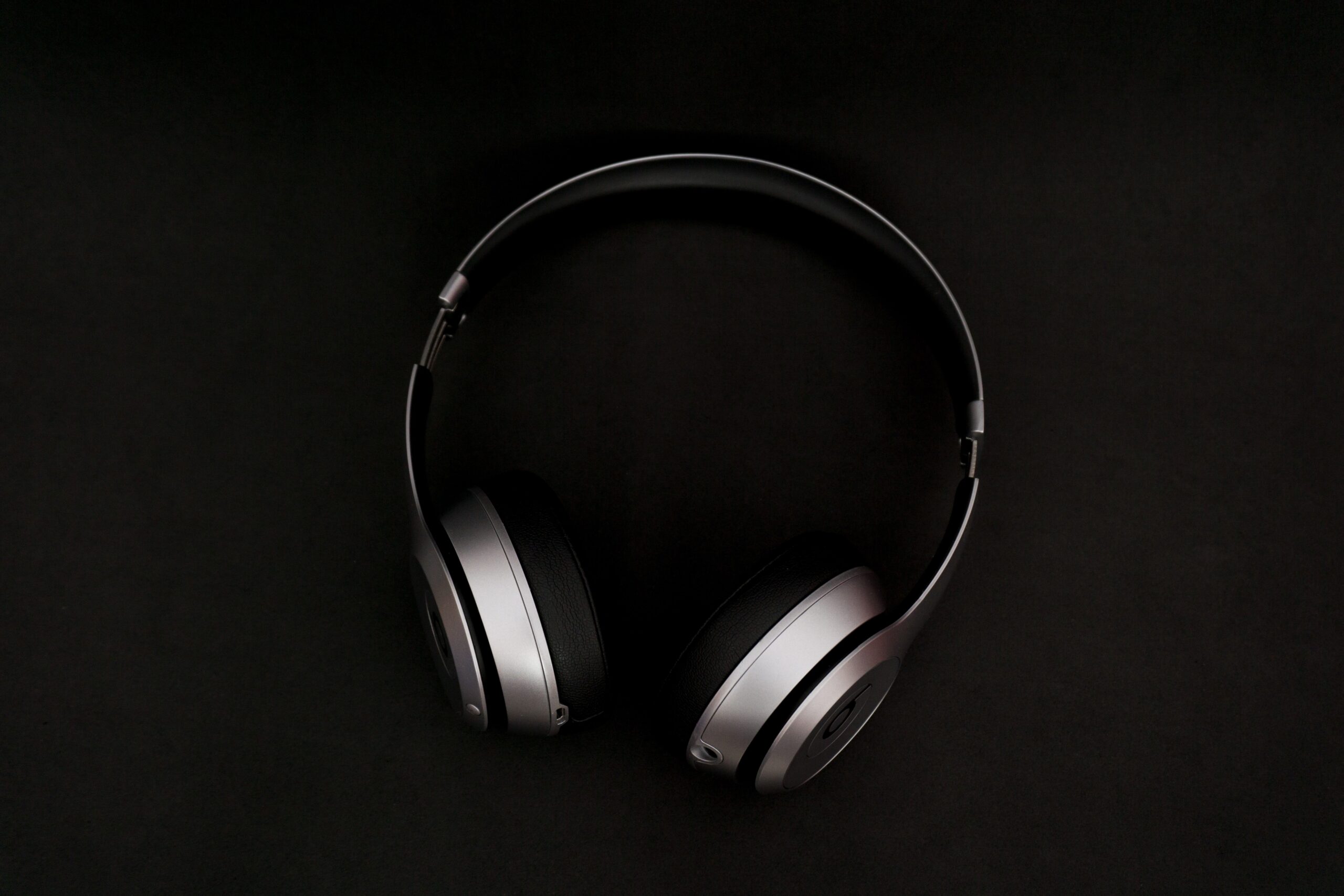 14 Must-Listen Hotel & Hospitality Podcasts for 2023