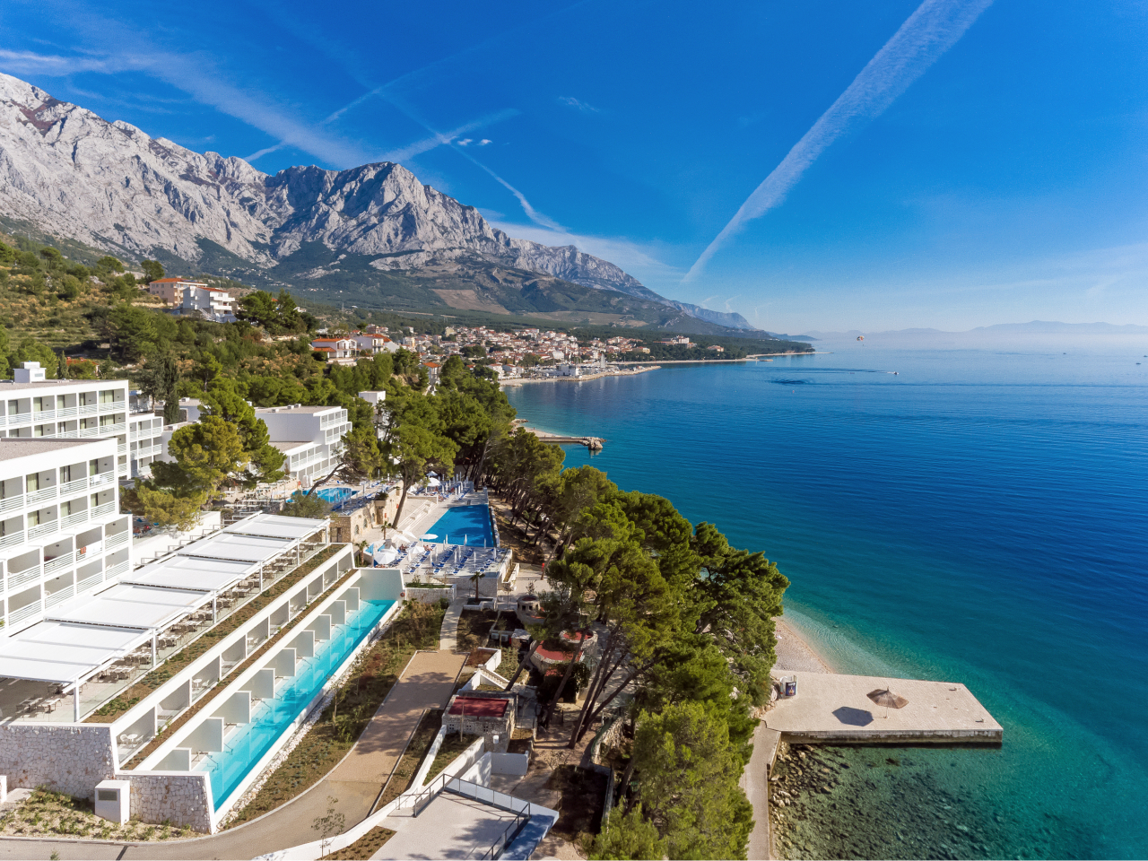 How Bluesun saves time and increased guest satisfaction across 80+ F&B outlets